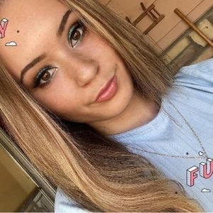 Meet your Posher, Destiney